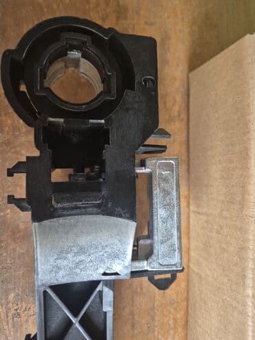 auto delovi novi banovci: Nosač okvir kvake kliznih vrata Opel Movano B Reno Master 3 - Tip — 2