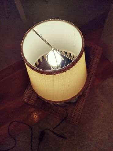 Rasveta: Stona lampa, Novo — 5