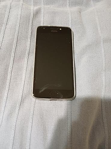 polovni iphone 16 pro: Motorola Moto E4 sa kvalitetnom futrolom. Odličan model. Ima — 1