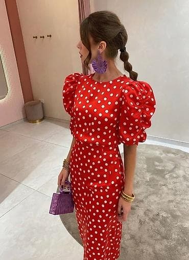 💫Elegantna midi haljina sa puf rukavima
✅2600 din