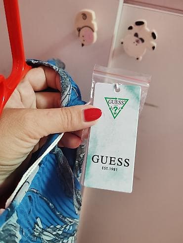 baletanke sa cirkonima: GUESS ženska haljina - Brend: GUESS (etiketa sa logotipom; model sa — 1