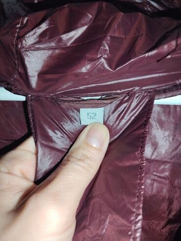 canda jakne: Ženska zimska jakna, bordo boje, sa kombinacijom materijala: - Prednji — 3