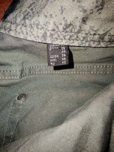 Trenerke: Ženske farmerke – nekoliko para Cena za dva para koju imaju ostecenja — 2