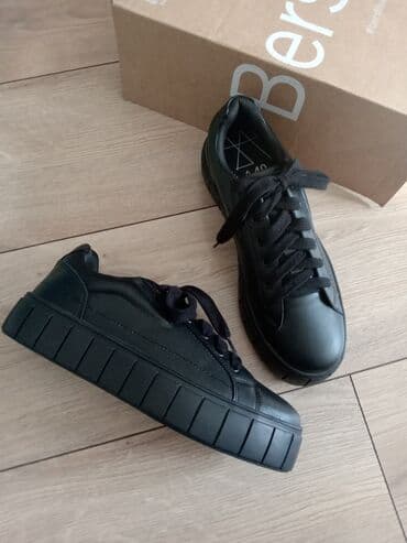 nike air max command black: Bershka, 40, color - Black — 1