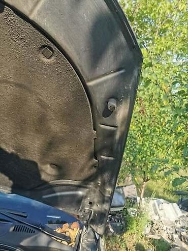 delovi za opel corsa c: HAUBA ZA VOLKSWAGEN PASSAT B6 | Hauba za B6 zdrava, ima malo gde je — 3