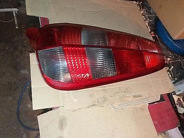 stop svetlo passat b6 karavan: FAROVI ZA FORD FIESTA OD 2001. DO 2005. GOD. | Ford Fiesta 5.farovi — 4