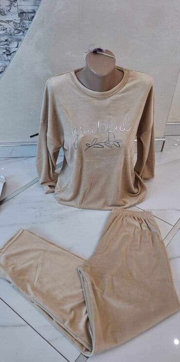 trenerka iz nemacke: M, L, XL — 6