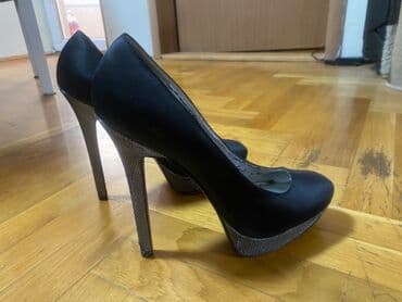cipele sombor: Prodajem elegantne salonke Paris Hilton, br 40, gaziste 24 cm, visina — 1