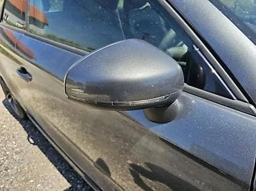 pr auto lajkovac: AUDI A1 DELOVI RETROVIZOR LEVI I DESNI | Audi vw delovi zemun — 5