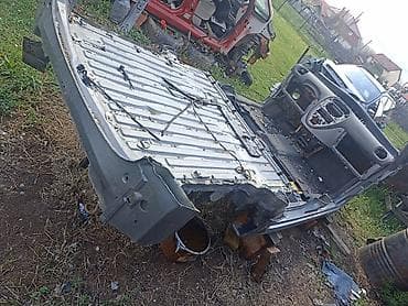 silver i polo: Karoserija Xsara Picasso (pod + tunel + deo kabine) za mali gradski — 3