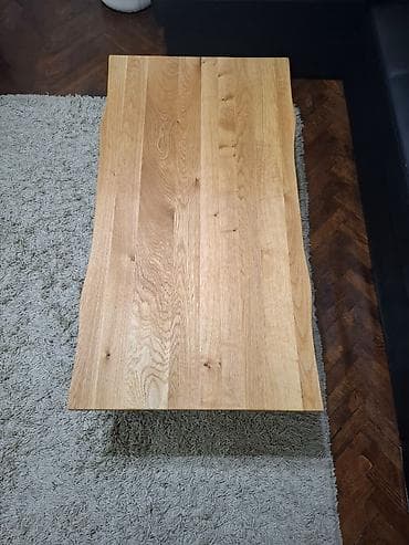 Ugaone garniture: Prodajem stocic od punog drveta, hrast, sa metalnim postoljem. U — 2