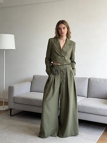 Pantalone, Farmerke, Šortsevi: Komplet 3500din — 2