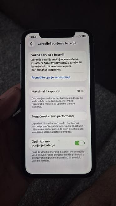 1.500: Apple iPhone 11 – crni - Ekran 6.1", Liquid Retina HD (IPS), True — 9