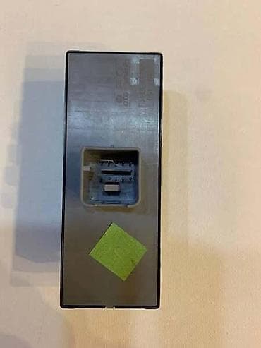 jbl flip 6 cena: PREKIDAČ ZA VOLKSWAGEN GOLF 6 OD 2003. DO 2013. GOD. - 1K4959857B | — 2
