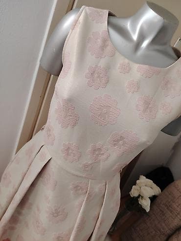 Muška obuća: Haljina bez rukava, veličina S. Elegantna A-kroja sa strukom — 2