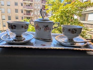 Kotlići: Stari porcelanski set za kafu: - Dve šoljice - Dve kašičice - Posuda — 5
