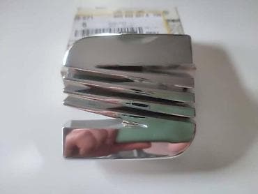 PREDNJI ZNAK 97-03 GOD. ZA SEAT AROSA | Prednji znak u masci za Seat na lalafo.rs PREDNJI ZNAK 97-03 GOD. ZA SEAT AROSA | Prednji znak u masci za Seat