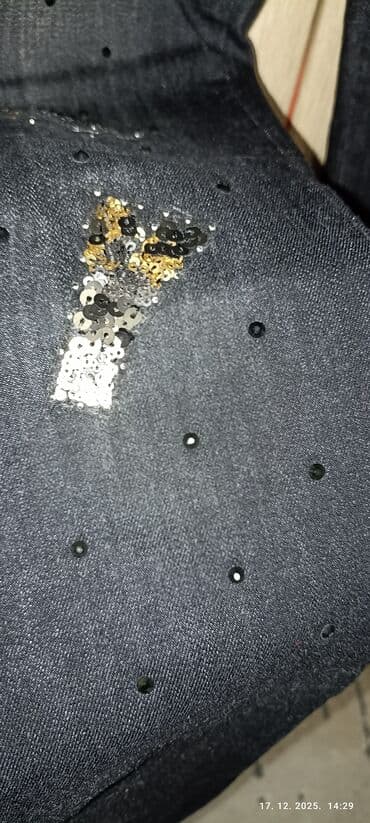 Women's Sweatsuits: Jeans, Regular rise, Skinny — 6