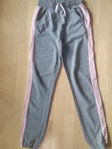 Dečije trenerka LC waikiki 12-13 god. - Boja: siva sa na lalafo.rs Dečije trenerka LC waikiki 12-13 god. - Boja: siva sa