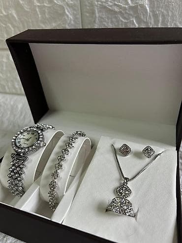 Modni rančevi: Set nakita 2200 — 3