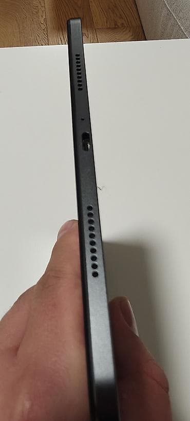 polovni racunari kragujevac: Prodajem vise komada Xiaomi Pad 6 tableta. Perfektno ocuvani, stari — 6