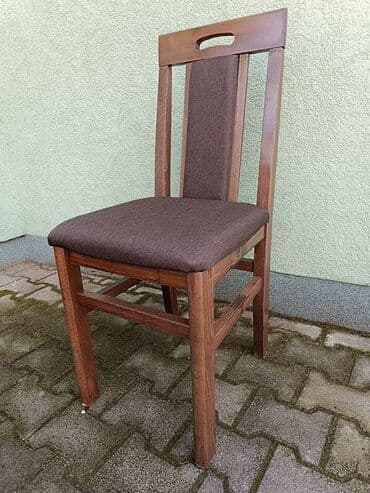 Stolice: 08. stolica 
3900
Vik — 3