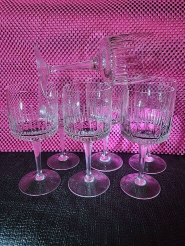 swarovski case za vino cena: Case nove kristal 60,70te za vino,rucni rad. Case komada 7 u ceni — 5