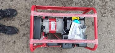 kljuc za busilicu: Honda 4.2kw benzin Pali na kljuc I na kanap Ima 3 monofazne uticnice — 4