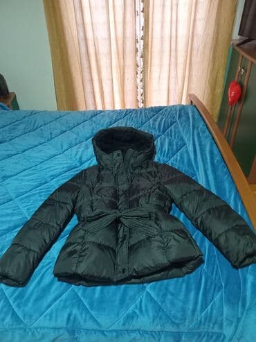 Zimska jakna s kapuljačom – crna - Debelo, meko postavljeno na lalafo.rs Zimska jakna s kapuljačom – crna - Debelo, meko postavljeno