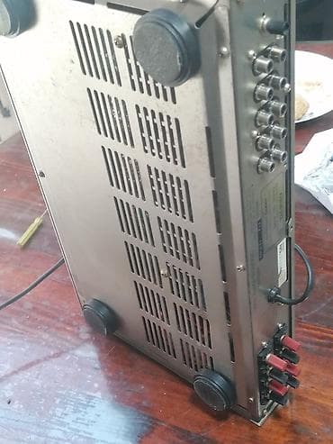 rerna na paru: ONKYO integrisano stereo pojačalo A-05 Opis: - Japansko integrisano — 1