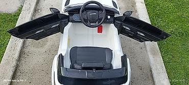 Kolica za bebe: Električni automobil za decu – SUV kabrio stil, bela boja, crni krov — 10