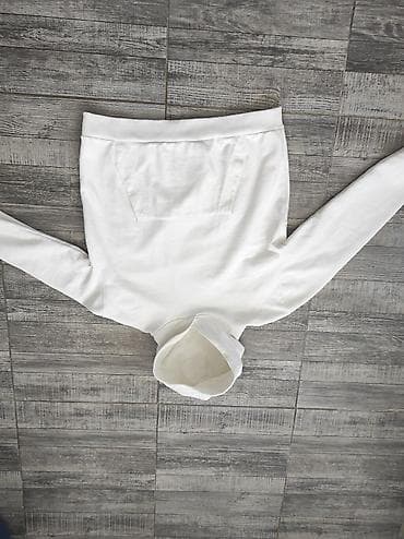 Muška odeća: Bela dukserica s kapuljačom – unisex, minimalistički dizajn.Kao nova — 4