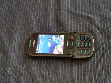 Kućni aparati: Kolekcija starih Nokia telefona – 3 komada 1) Nokia 3720 classic — 6