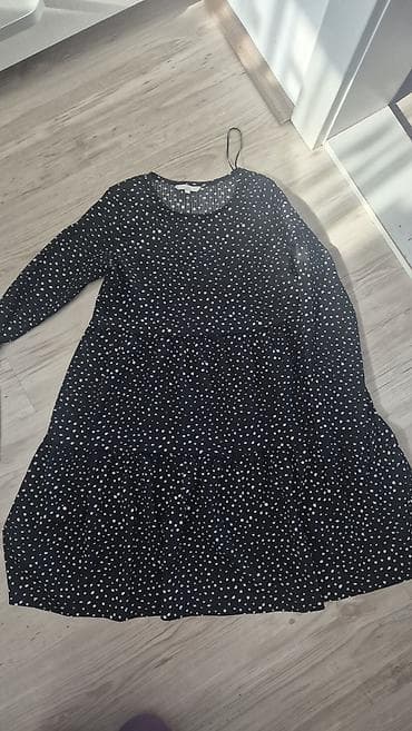 lidl patike zenske: Lot ženske garderobe – 4 komada 1) Crni džemper sa dodatkom bele — 6