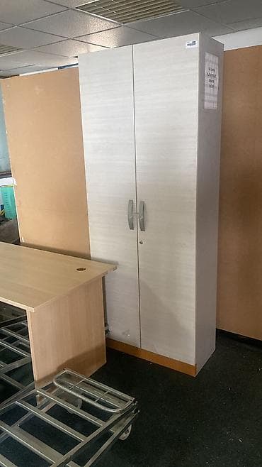 Dvokrilni kancelarijski ormar - Materijal: iverica/laminat u svetloj na lalafo.rs Dvokrilni kancelarijski ormar - Materijal: iverica/laminat u svetloj