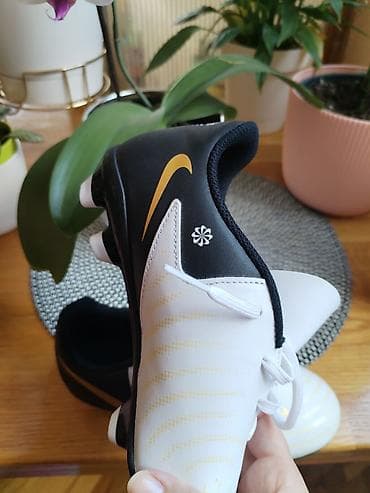 kramponi za kopacke nike: Nike kopačke za fudbal – dečiji/omladinski model - Tip: FG (čepovi za — 4