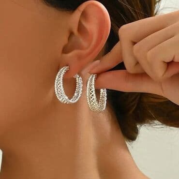 nakit swarovski: ✨Mindjuse 
💫Par 1600 din
💫2 para 1900 din — 9