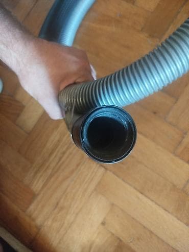 meljač za voce: Crevo za Bocsh usisivac. Mislim da je za Bocsh usisivac,nisam siguran — 2