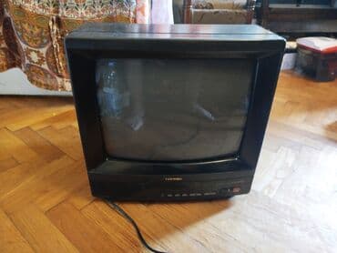 peci na butan boce: Stari retro televizor Toshiba mali tv
Dijagonala ekrana je oko 35 cm — 3