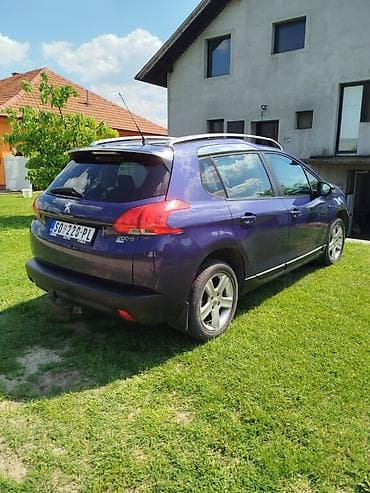 Prodajem Peugeot 2008 eHDI 1,6 godište 2014, automatik,pređenih