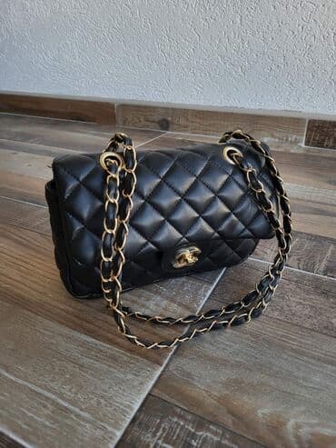 torbe heklane: Cena torbi 2600
cena novcanika 2200
cena kaisa 2200
Porez — 9