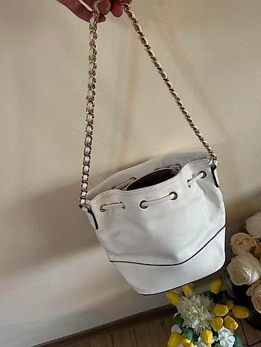 moschino kais: MOSCHINO bela torba – bucket model. - Materijal: mekana eko-koža u — 4