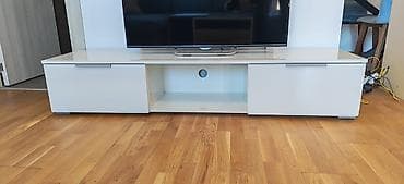Na prodaju TV komoda sa dve fioke i prostorom u sredini sa policom u — 2