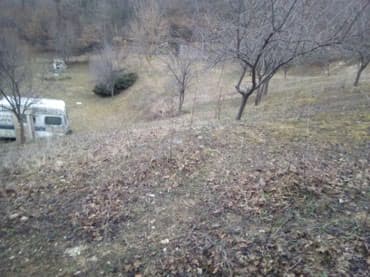 kuce na selu: Prodajem ili bih menjao tri vezana placa u Loznici od 30 ari sa — 3