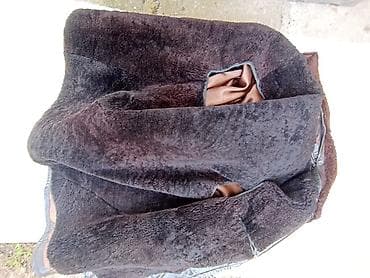 staf jakne: Polovna muška kožna bunda sa slike, broj 54krzno se skida, cena je — 9