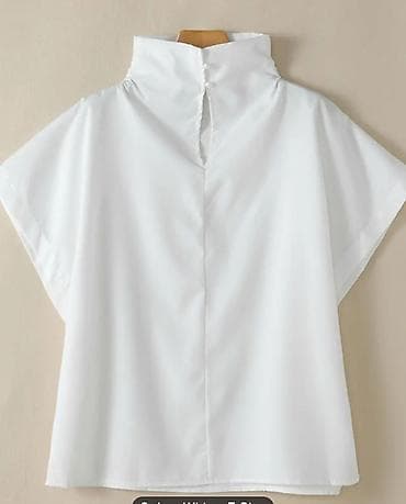 bluza etno: Ženska bluzica sa visokim kragnom – bela, komforna. Velicina je 3XL — 2