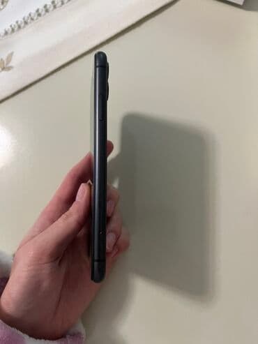 iphone 13 pro polovan cene: Apple iPhone iPhone 11, 64 GB, Crn, Face ID — 4