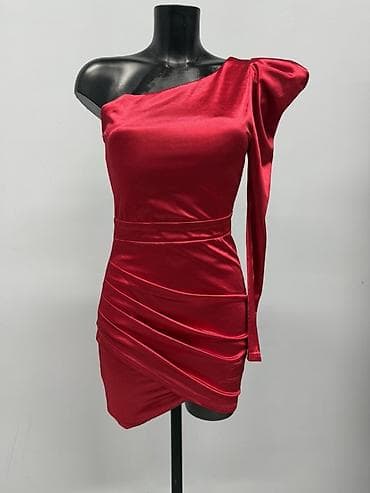 ✅Elegantna mini haljina na jedno rame
✅2600 din