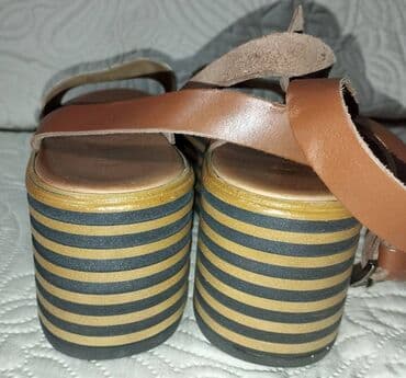 Uggs: Sandals, 39 — 5