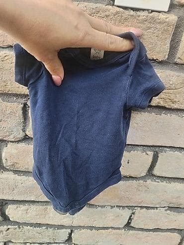 deichmann akcija 2 1: Lot za bebe vel. 62 Sadržaj seta: - Rebrasti sivi zeka/pidžamica sa — 4